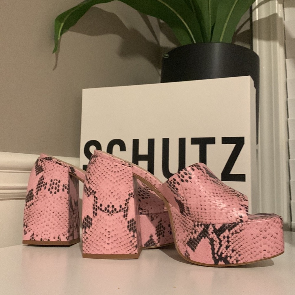 SCHUTZ Pink Snakeskin Platform Block Heel Sandals - Picture 11 of 13